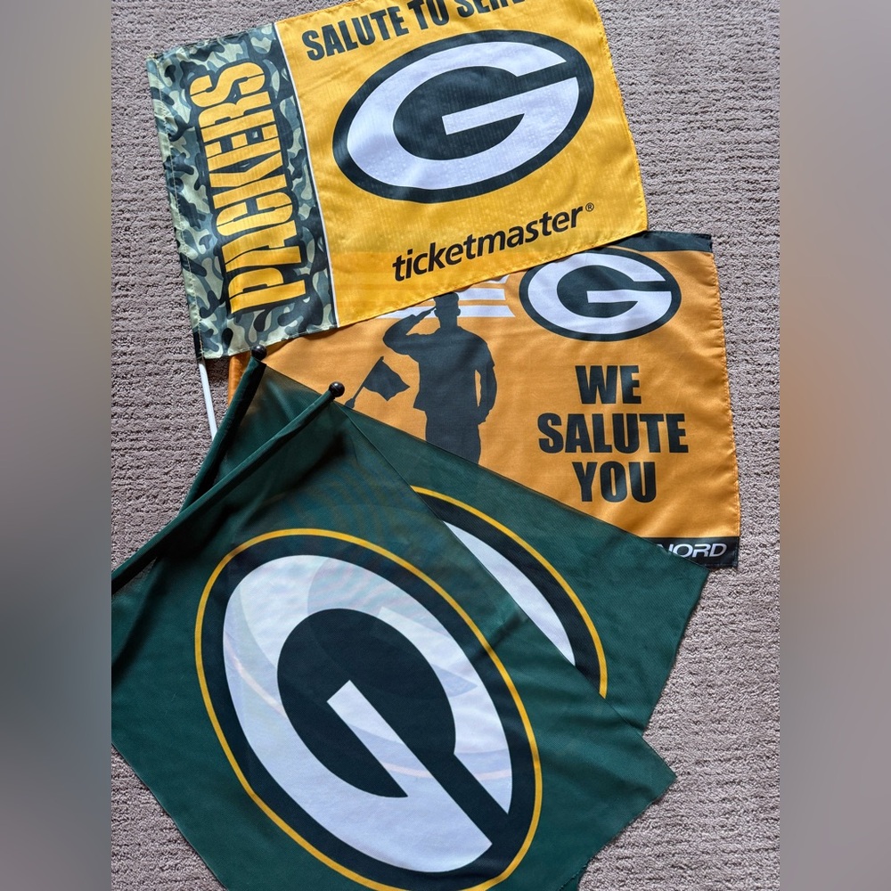 4 Green Bay Packer Rally Flags